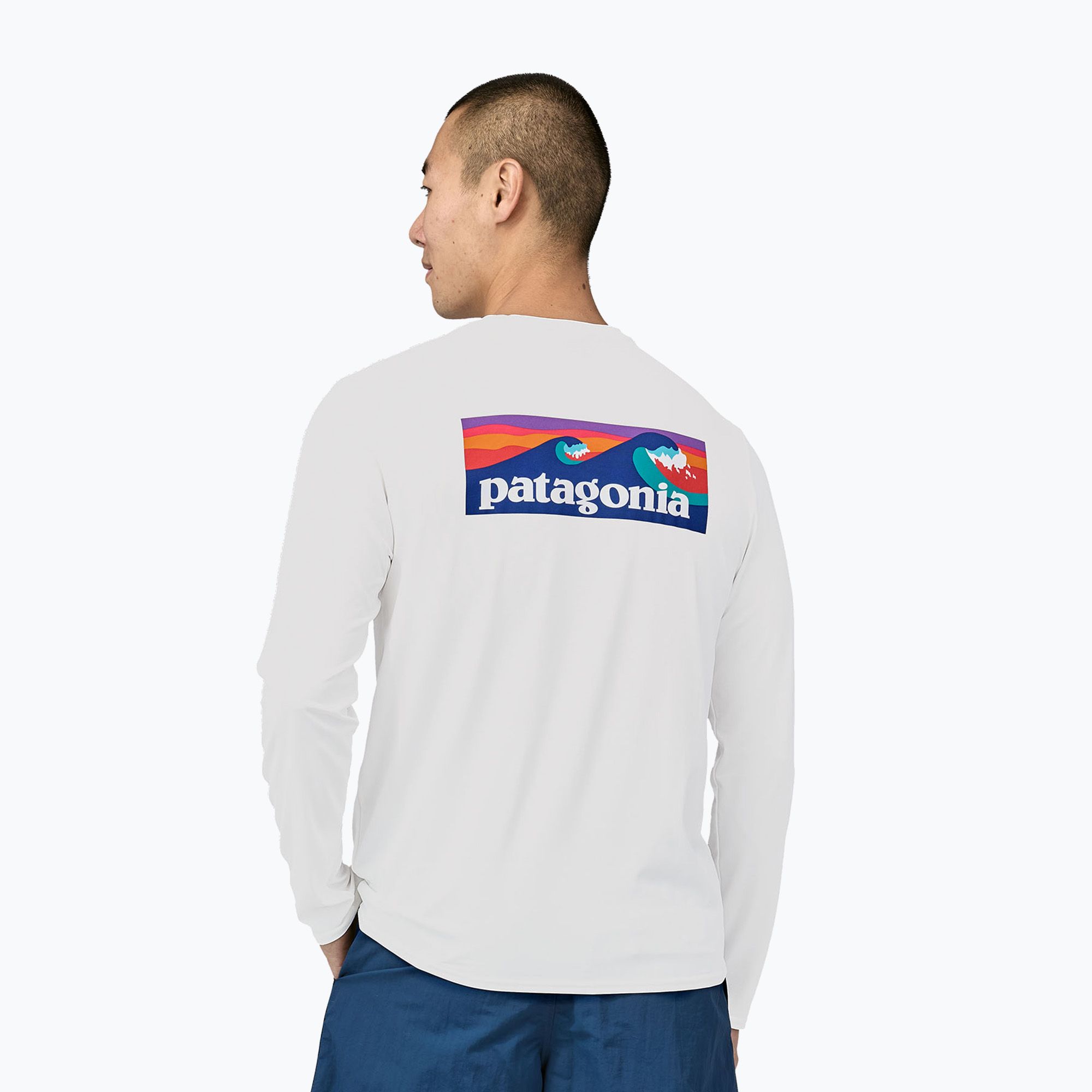 Longsleeve trekkingowy męski Patagonia Cap Cool Daily Graphic Shirt-Waters boardshort logo/white zdjęcie nr 2